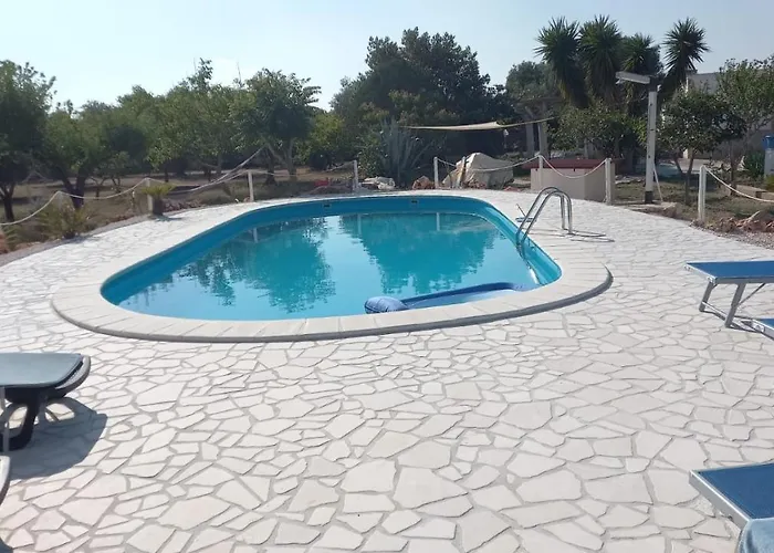 Casa Bianca Alme سيغلي ميسابيكا